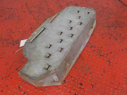 5010269314 RENAULT Защита глушителя, Отсутствует