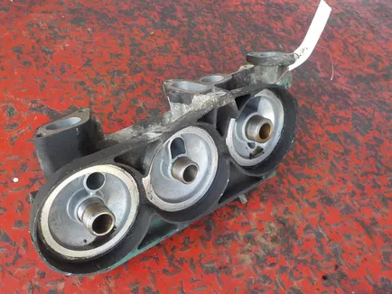 3184873 VOLVO Кронштейн масляного фильтра