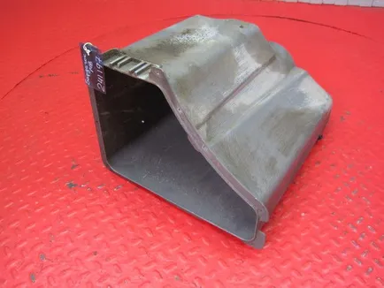 9418902290 MERCEDES Бардачок, Отсутствует