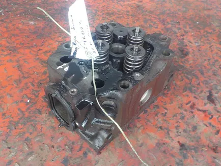 4570103820 MERCEDES Головка блока, Отсутствует