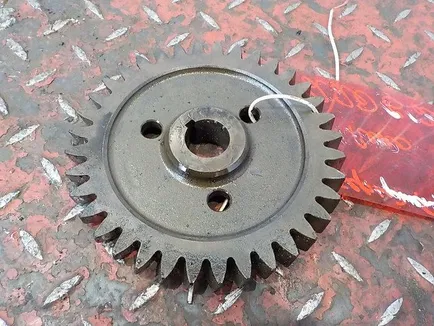 7408131292 RENAULT Шестерня ГУР, Отсутствует