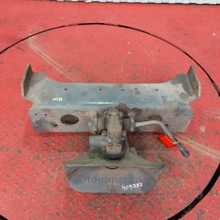 43150799 MERCEDES Тягово-сцепное устройство