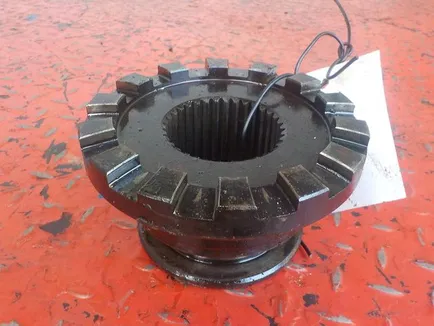 5010241949 RENAULT Муфта дифференциала, Отсутствует