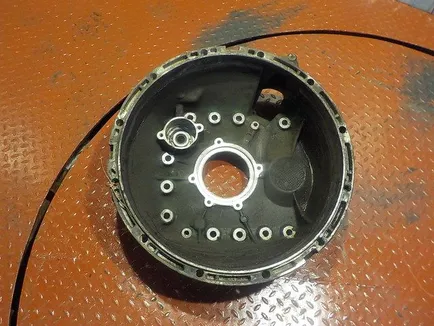 1521443 VOLVO Колокол КПП, Отсутствует