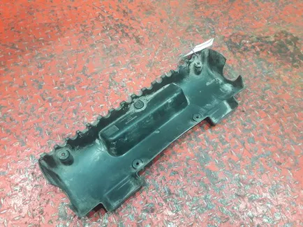 21094448 VOLVO Накладка крыла