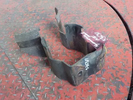9414325040 MERCEDES Кронштейн ресивера