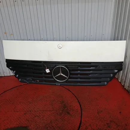 9417511018 MERCEDES Капот