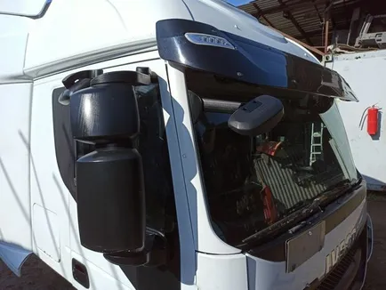 5801563680 IVECO Накладка стойки, Отсутствует