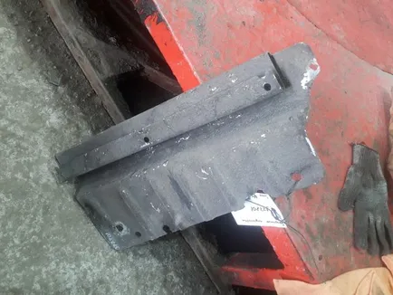 1530609 SCANIA Защита глушителя, Отсутствует
