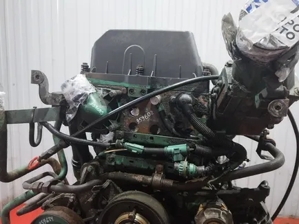 20960029 VOLVO Головка блока, Отсутствует