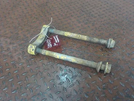 9473250426 MERCEDES Проставка кронштейна реактивной тяги