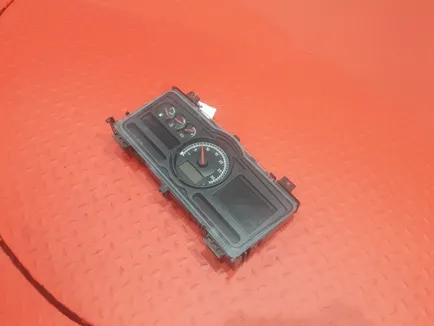 7421573670 RENAULT Панель приборов, Отсутствует