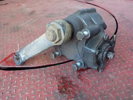 9404600100 MERCEDES Редуктор рулевой, Отсутствует