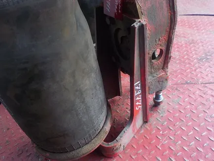 81354405022 MAN Кронштейн пневмоподушки, Отсутствует