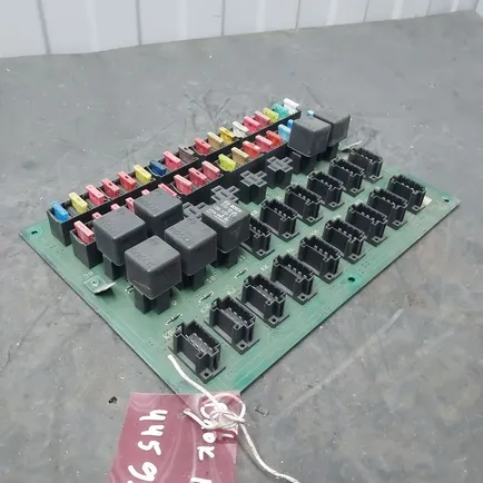 8144144 VOLVO Блок предохранителей