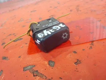 35456007 MERCEDES Кнопка, Отсутствует