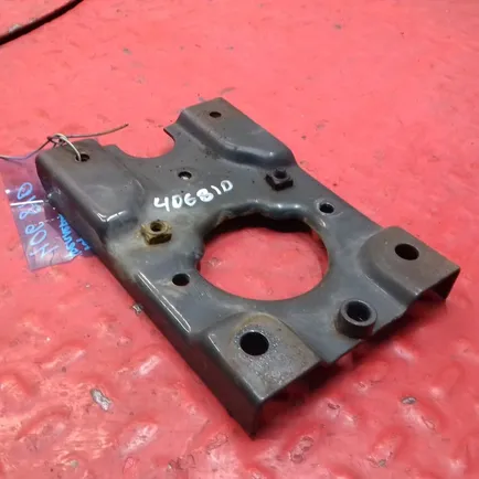 82259153 VOLVO Кронштейн крепления фары