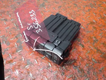 2595737 SCANIA Блок кнопок