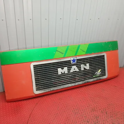 81611100015 MAN Капот