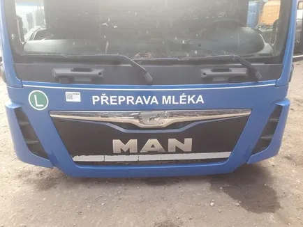 81611106096 MAN Капот, Отсутствует