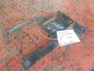 504171106 IVECO Кронштейн блока AdBlue