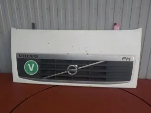 82056727 VOLVO Капот