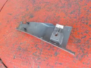 500326192 IVECO Накладка стойки