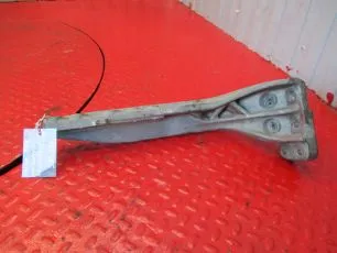 21245475 VOLVO Кронштейн глушителя