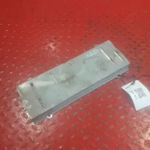 21565780 VOLVO Крышка масляного радиатора