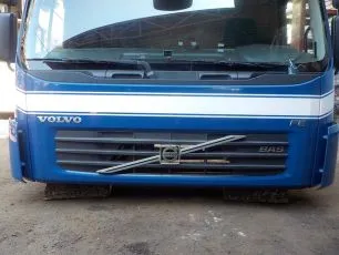 20748337 VOLVO Капот