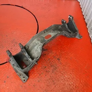 Траверса VOLVO