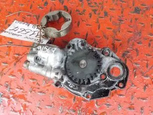 9061800201 MERCEDES Насос масляный