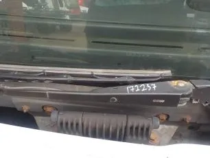4845734 IVECO Поводок стеклоочистителя