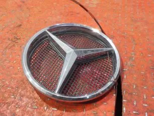 9418170116 MERCEDES Эмблема