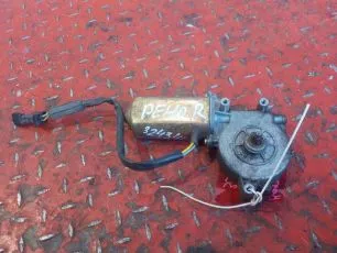 5001852886 RENAULT Моторчик стеклоподъемника правый