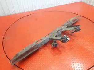 9303100758 MERCEDES Кронштейн кабины задний