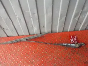 81264300080 MAN Поводок стеклоочистителя