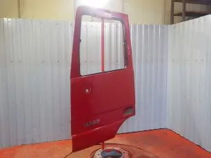 9437201405 MERCEDES Дверь левая