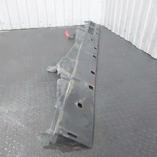 8189295 VOLVO Панель передняя