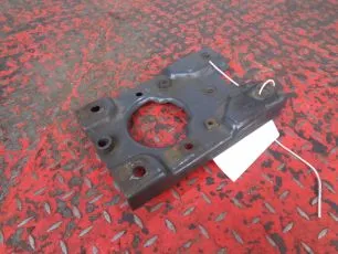 82259153 VOLVO Кронштейн крепления фары