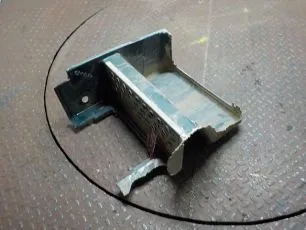 9416662201 MERCEDES Корпус подножки нижний правый