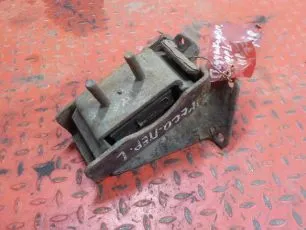 504046294 IVECO Подушка двигателя