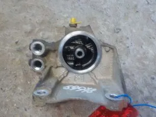 504046811 IVECO Кронштейн топливного фильтра