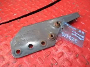 9425205944 MERCEDES Кронштейн воздуховода