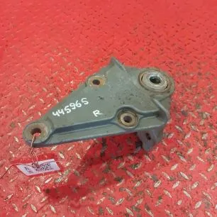 WG9925522112 SITRAK\HOWO Кронштейн передней рессоры