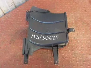 M3130625 MARSHALL Дефлектор кабины внутренняя часть правая