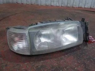 5010379320 RENAULT Фара правая