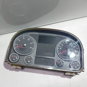 81272026190 MAN Панель приборов