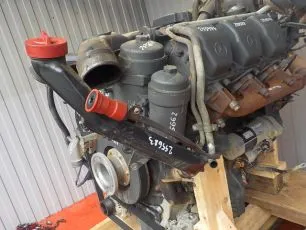9425280909 MERCEDES Маслозаливная горловина