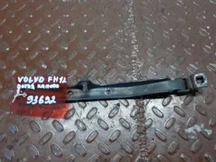 8189287 VOLVO Петля капота левая